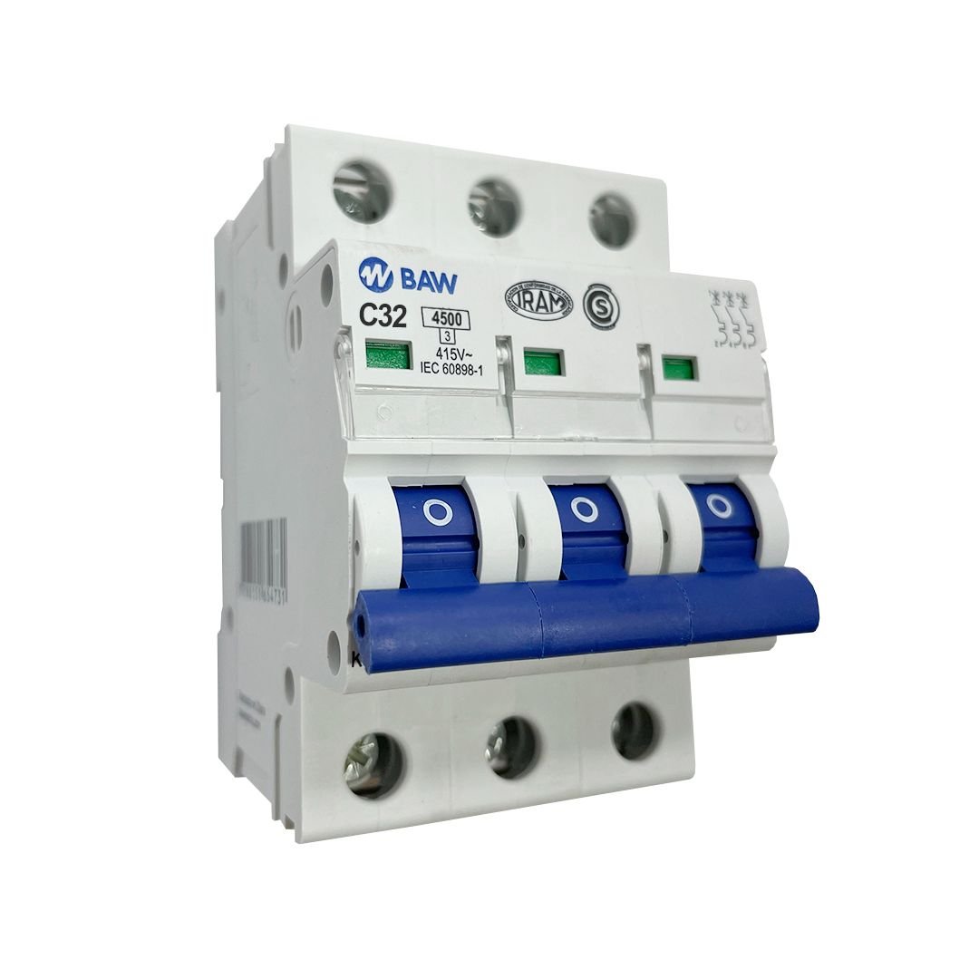 Interruptor TMg. Tripolar. 32A Icn= 4,  5kA. C (5-10In)